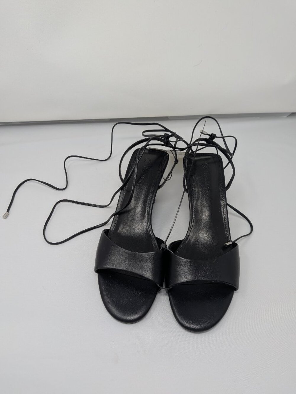 The Drop Black Strappy Lace Up Sandals Heels Women’s Size 8.5 NWT